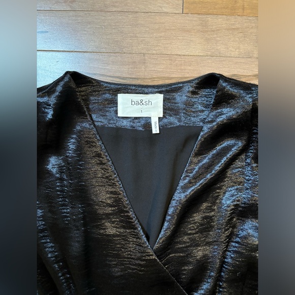 ba&sh “cami” V-Neck 3/4 Sleeve Crossover textured Satin Dress - Picture 5 of 16